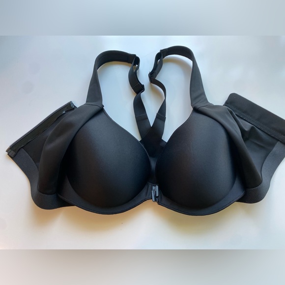 NWOT Victoria’s Secret Women’s Knockout Front-Close Sports Bra 32DD - Picture 7 of 8